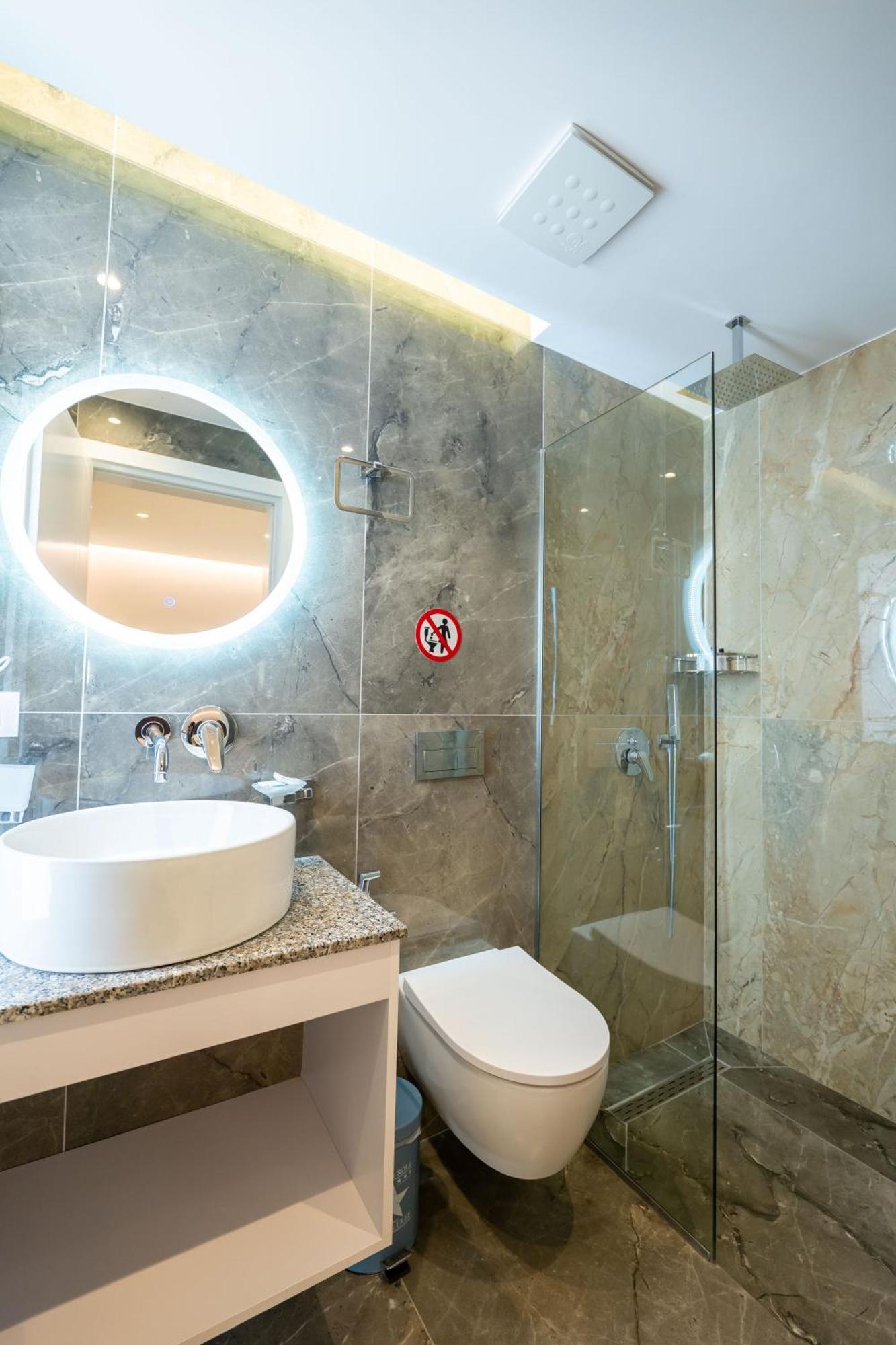 Feniks Hotel Ksamil Exteriér fotografie