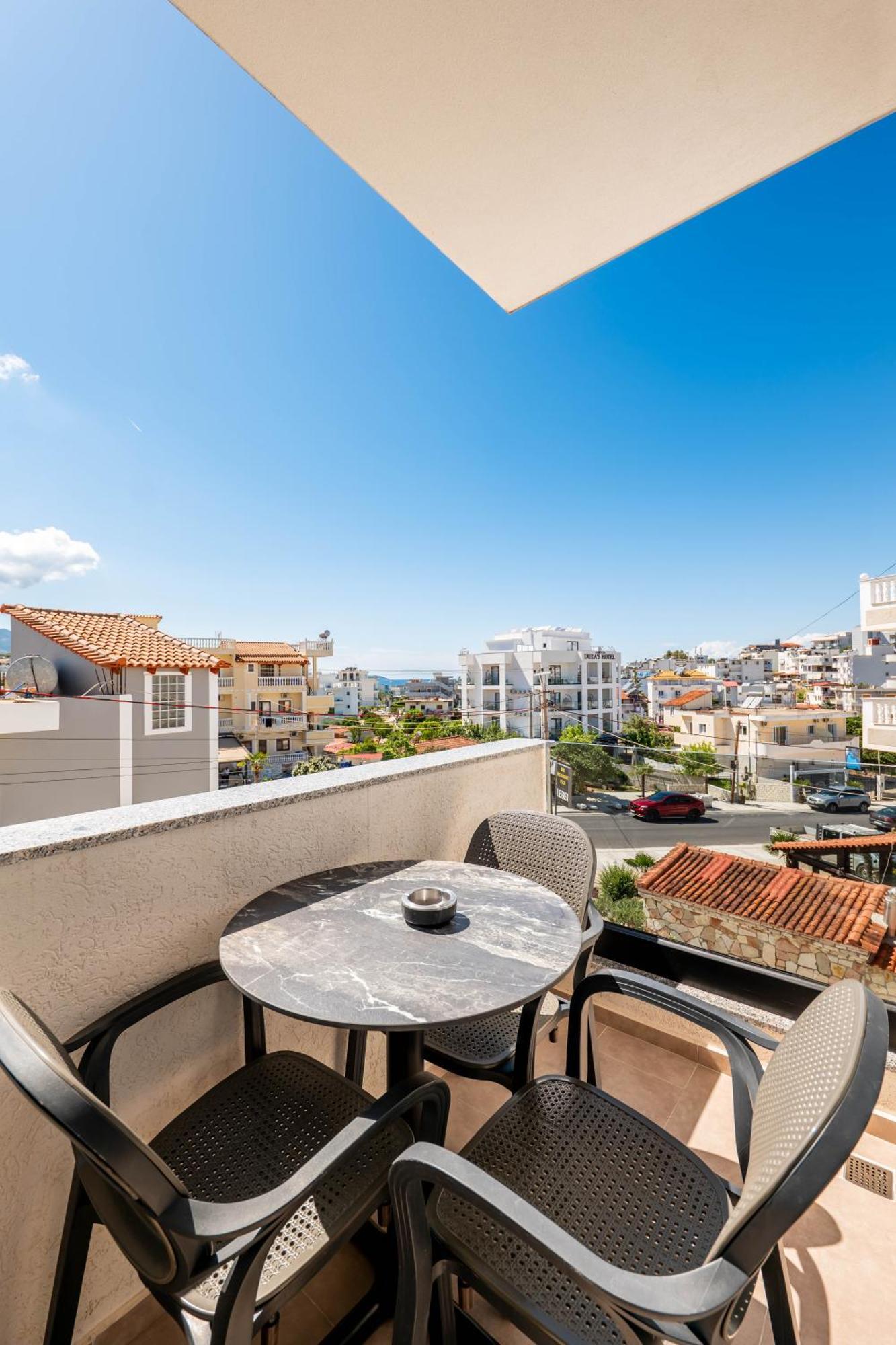 Feniks Hotel Ksamil Exteriér fotografie