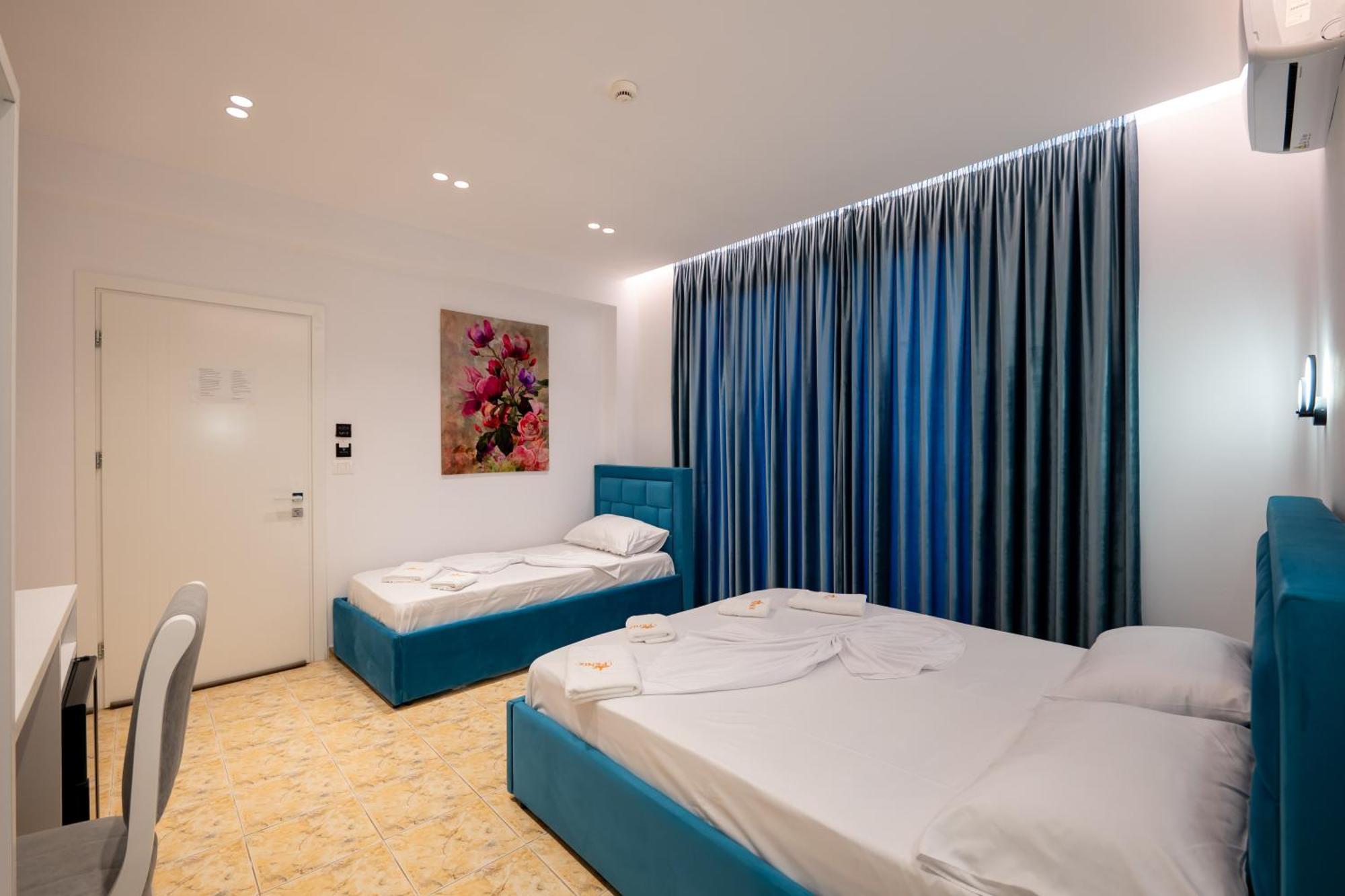 Feniks Hotel Ksamil Exteriér fotografie