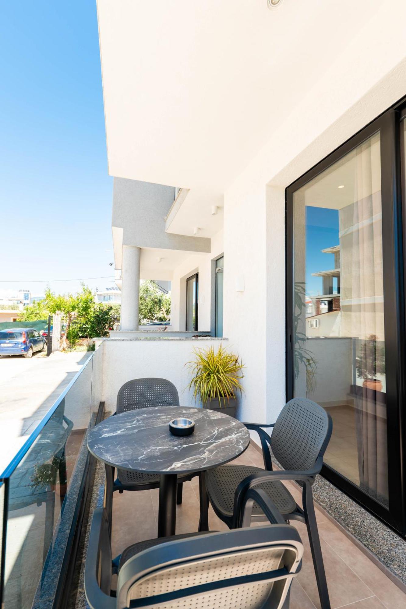Feniks Hotel Ksamil Exteriér fotografie